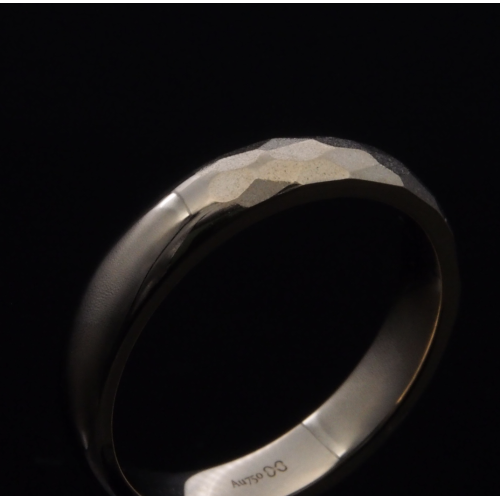 Bespoke Wedding Band 183160