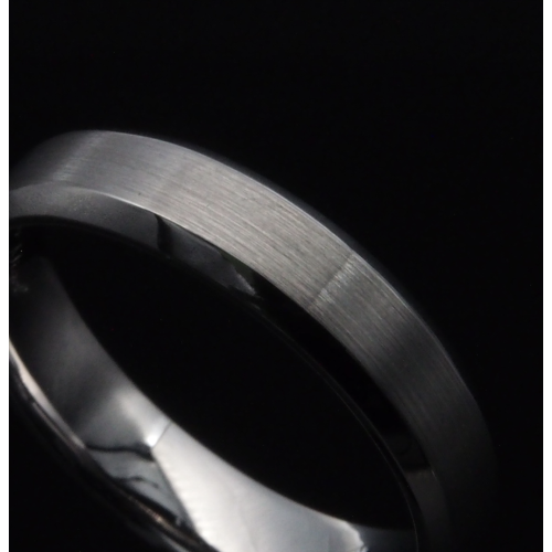 Bespoke Wedding Band 183260