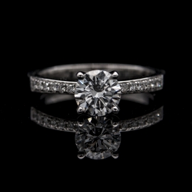 Solitaire Ring Setting 8 | Taper Pave Diamond with Gold Trim Band