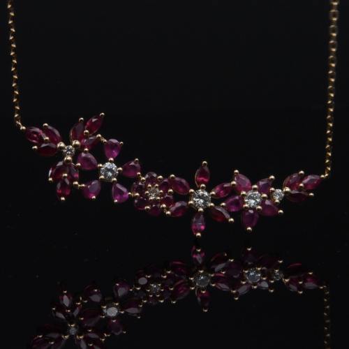 Bespoke Jewels 183536