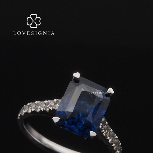 Bespoke Engagement Ring 183724