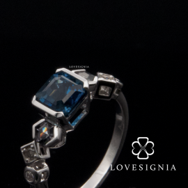 Bespoke Engagement Ring 181379