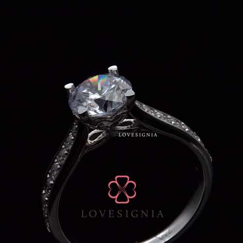 Signature Ring Setting 158598 Gold Trim Pave Band