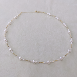 SALE! The Lustrous Classic Pearl Necklace 1