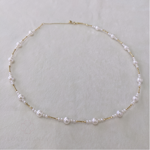 SALE! The Lustrous Classic Pearl Necklace 1